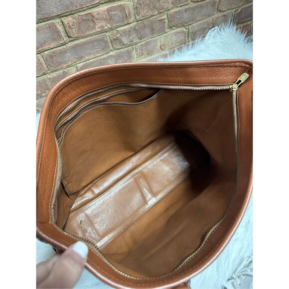 LOUIS VUITTON Authentic Monogram Sac Weekend Bag - Picture 8 of 13